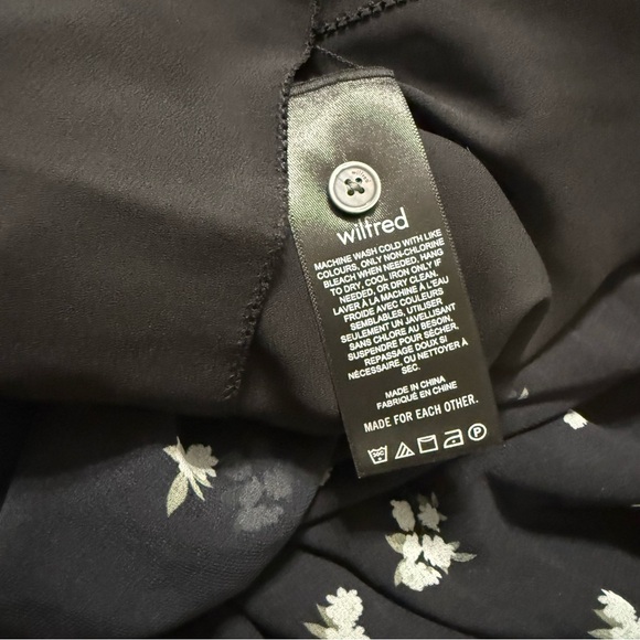 Wilfred Black Floral Pleated Dress with White Accent Print - Picture 6 of 8